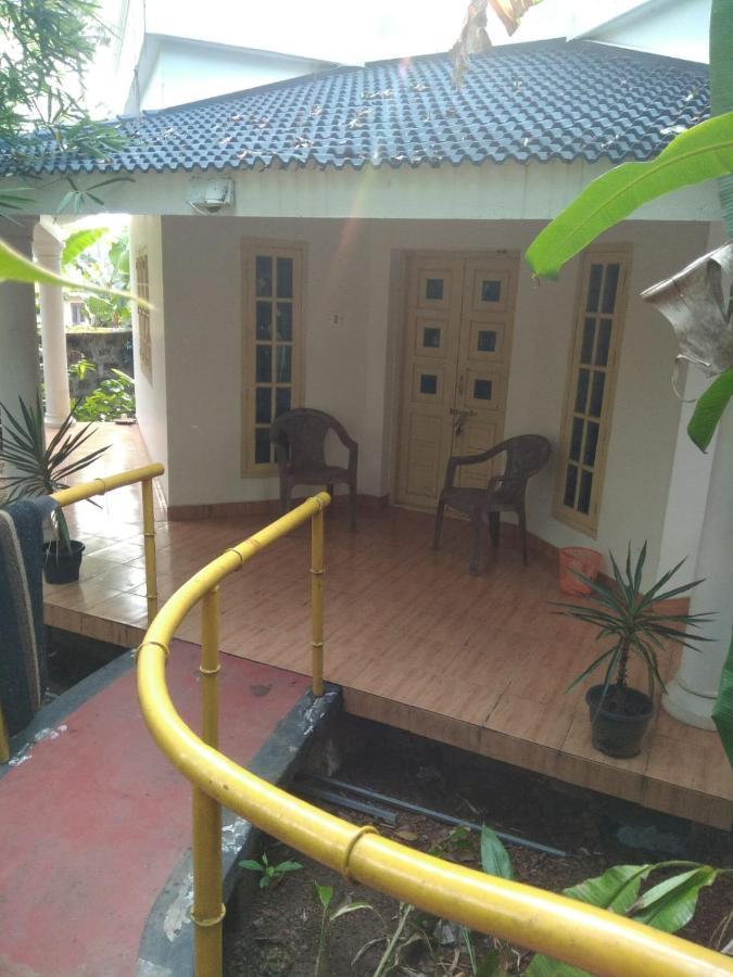 Janhvi Cottage Варкала Екстер'єр фото